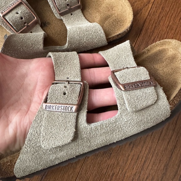 Birkenstock Arizona Kids Sandals in suede leather. Like new!!! 3-3.5 US/34 EU - Picture 7 of 8